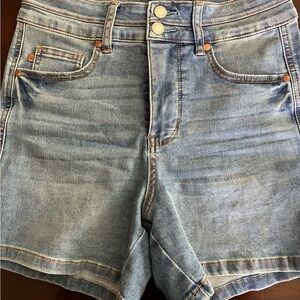 Judy Blue Light Blue Denim Shorts
